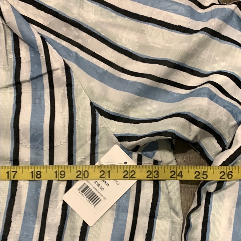 NWT Striped Long Sleeve Lightweight Swiss Dot Women's Top - Picture 5 of 11